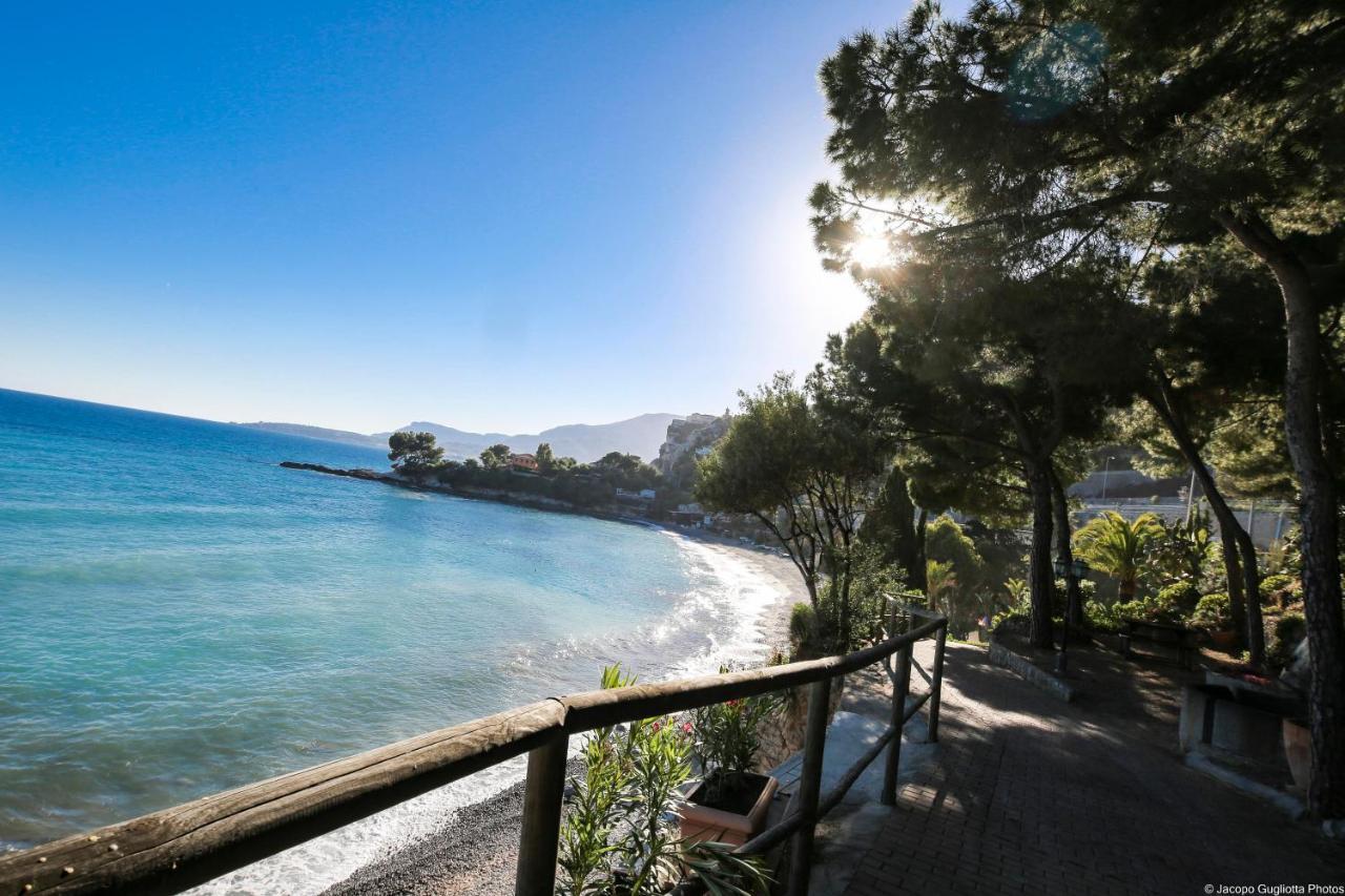 Locanda Baia Beniamin Grimaldi  Exteriör bild