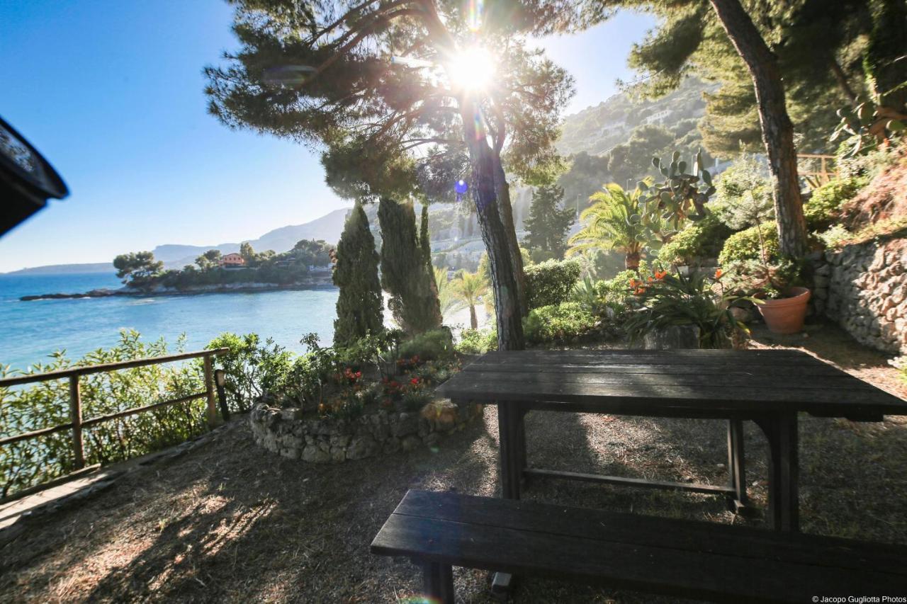 Locanda Baia Beniamin Grimaldi  Exteriör bild