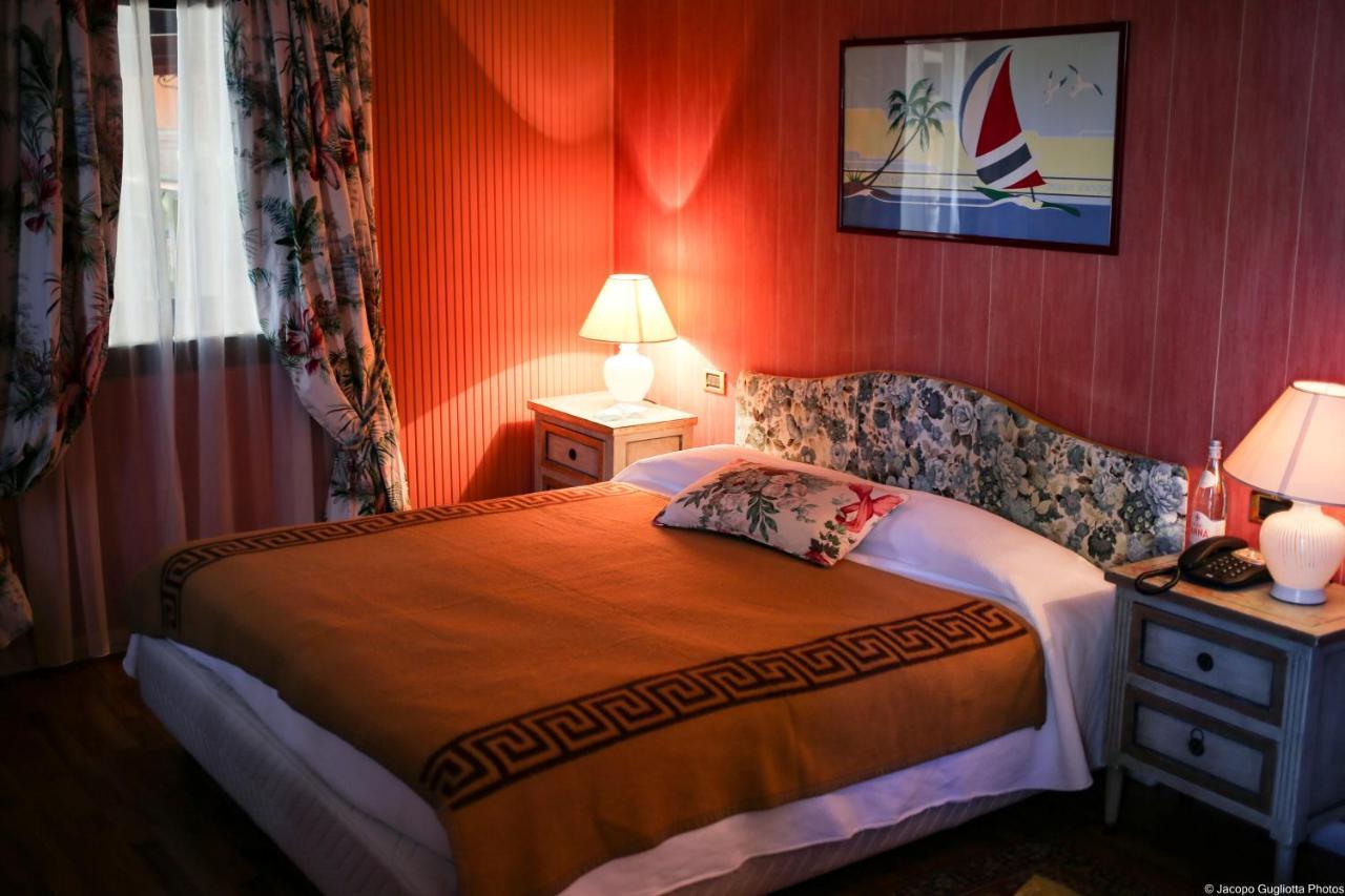 Locanda Baia Beniamin Grimaldi  Exteriör bild